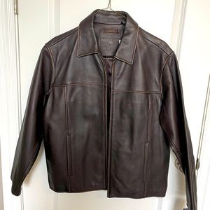 Mens Roundtree and Yorke Leather jacket.